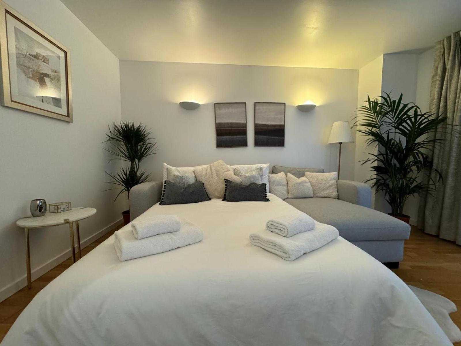 Luxury Apartment In Canary Wharf Londýn Exteriér fotografie